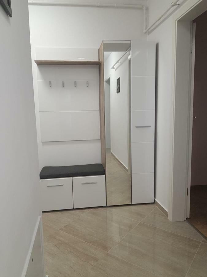 Apartament Monadin 3 Brasov Ngoại thất bức ảnh