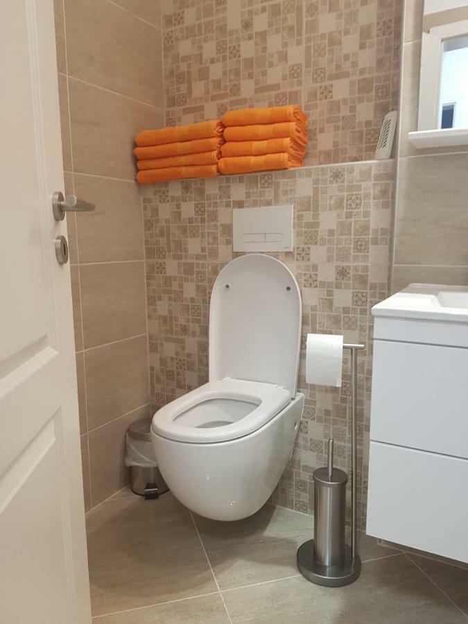 Apartament Monadin 3 Brasov Ngoại thất bức ảnh
