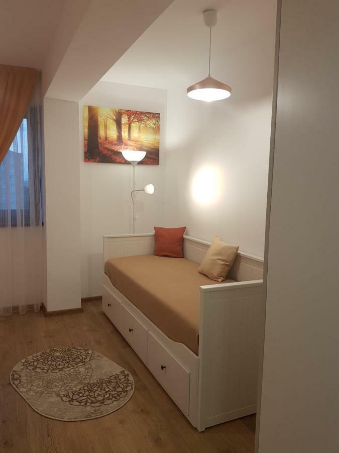 Apartament Monadin 3 Brasov Ngoại thất bức ảnh
