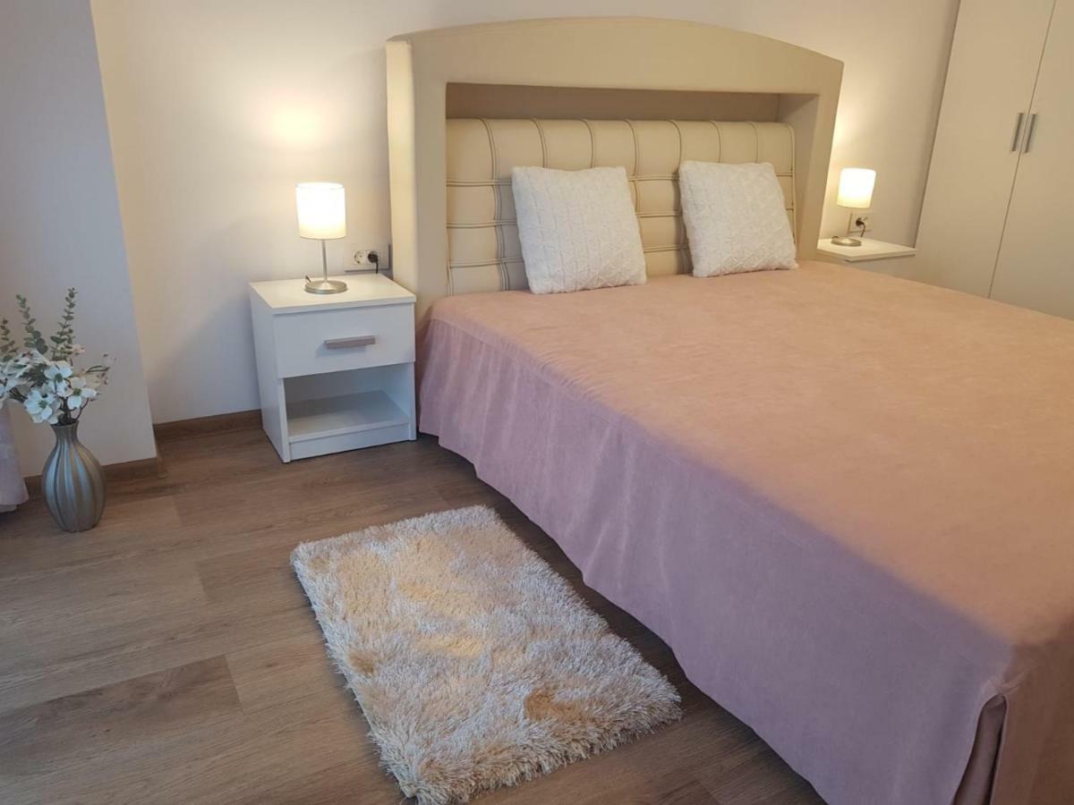 Apartament Monadin 3 Brasov Ngoại thất bức ảnh