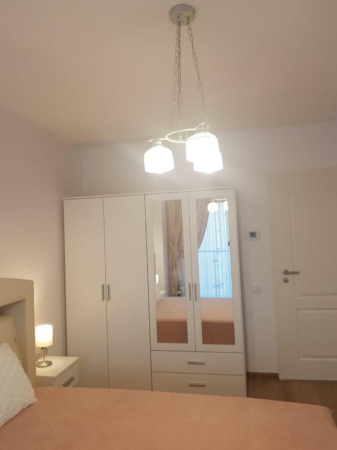 Apartament Monadin 3 Brasov Ngoại thất bức ảnh