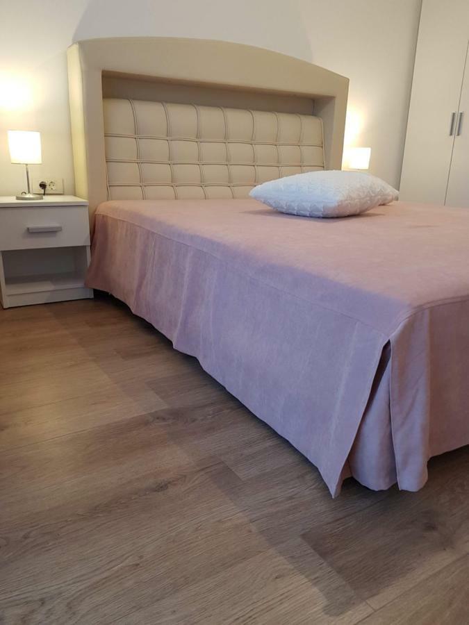 Apartament Monadin 3 Brasov Ngoại thất bức ảnh