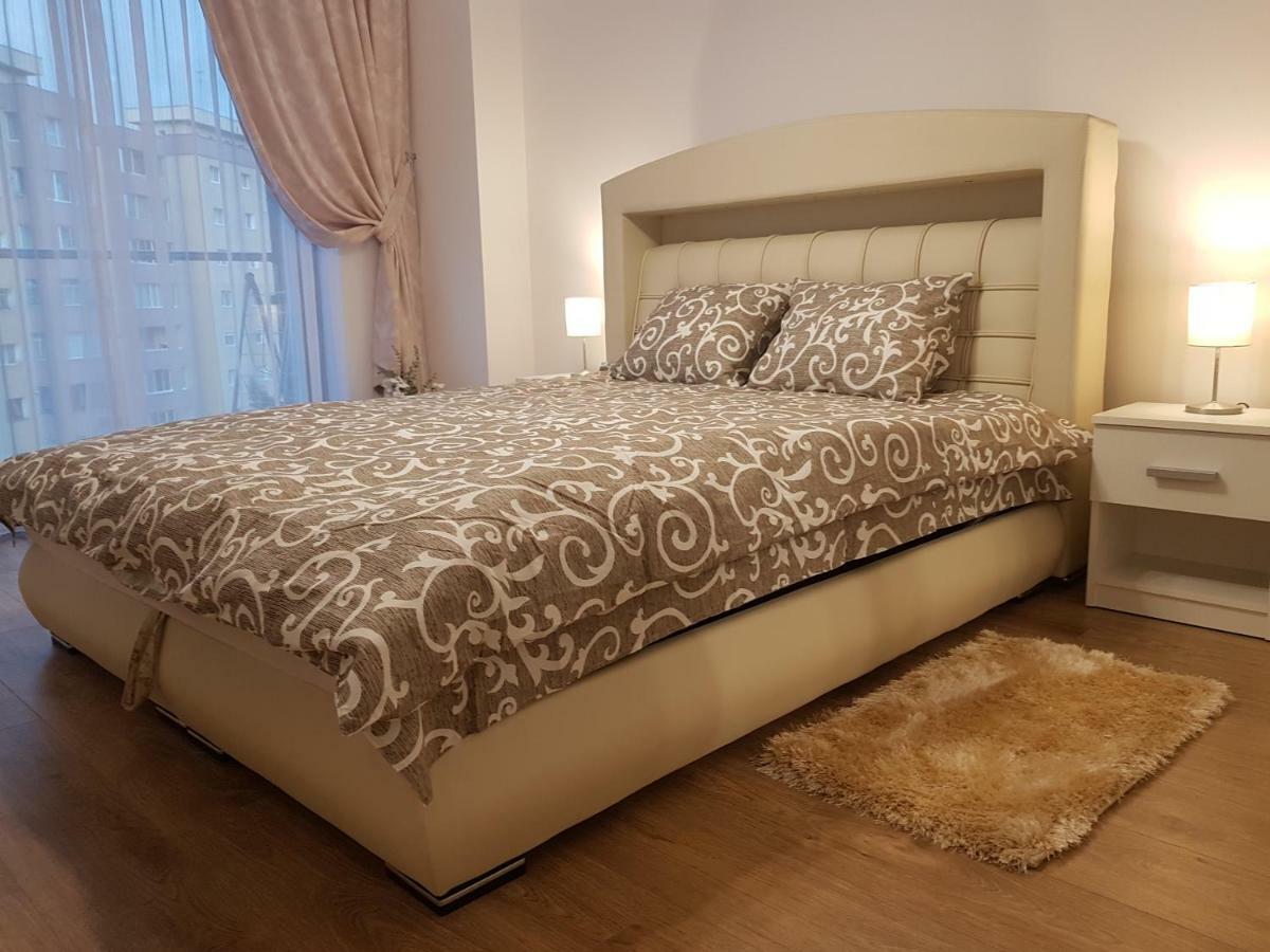 Apartament Monadin 3 Brasov Ngoại thất bức ảnh